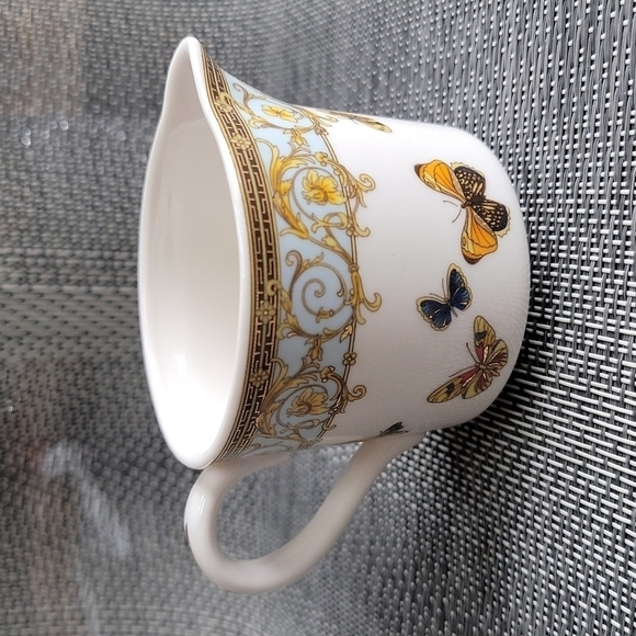 NEW Creamer Blue Butterfly by GRACE'S TEAWARE - Picture 2 of 7